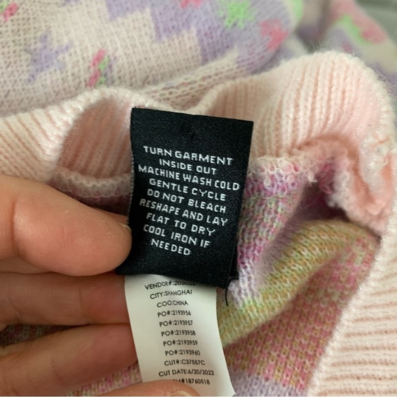 Hot Topic Pastel Teddy Bear & Strawberries Cardigan Longline Sweater Kawaii - Picture 9 of 17